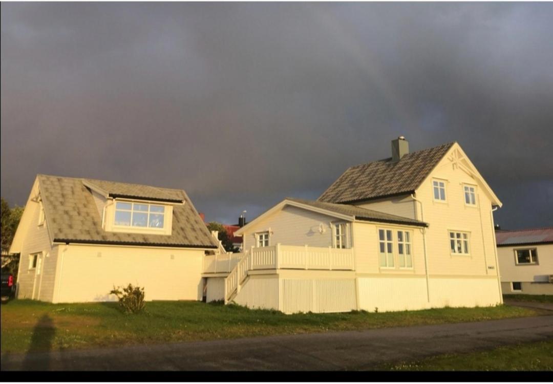Sentral Studioleilighet Ved Stranden Og Hvalsenter Nb Ma Vaskes Etter Endt Leie Eller Betale Rengjoringshjelpen 500 Kr Анденес Экстерьер фото